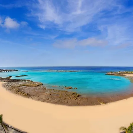 Arrecife Sands- Seafront Apartment - Sea Views - Private Underground Parking Zewnętrze zdjęcie