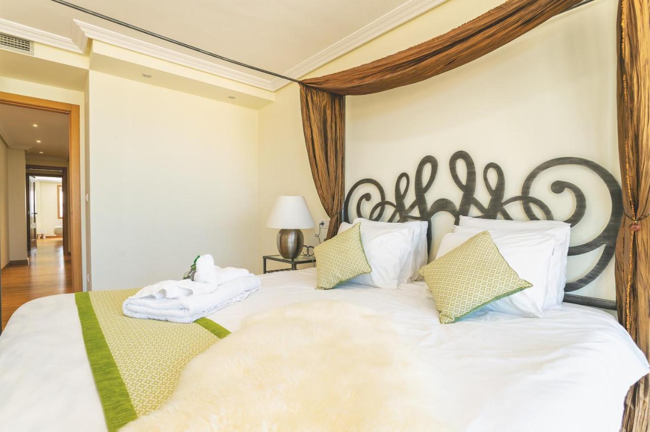 Apartamento Sands- Seafront - Sea Views - Private Underground Parking