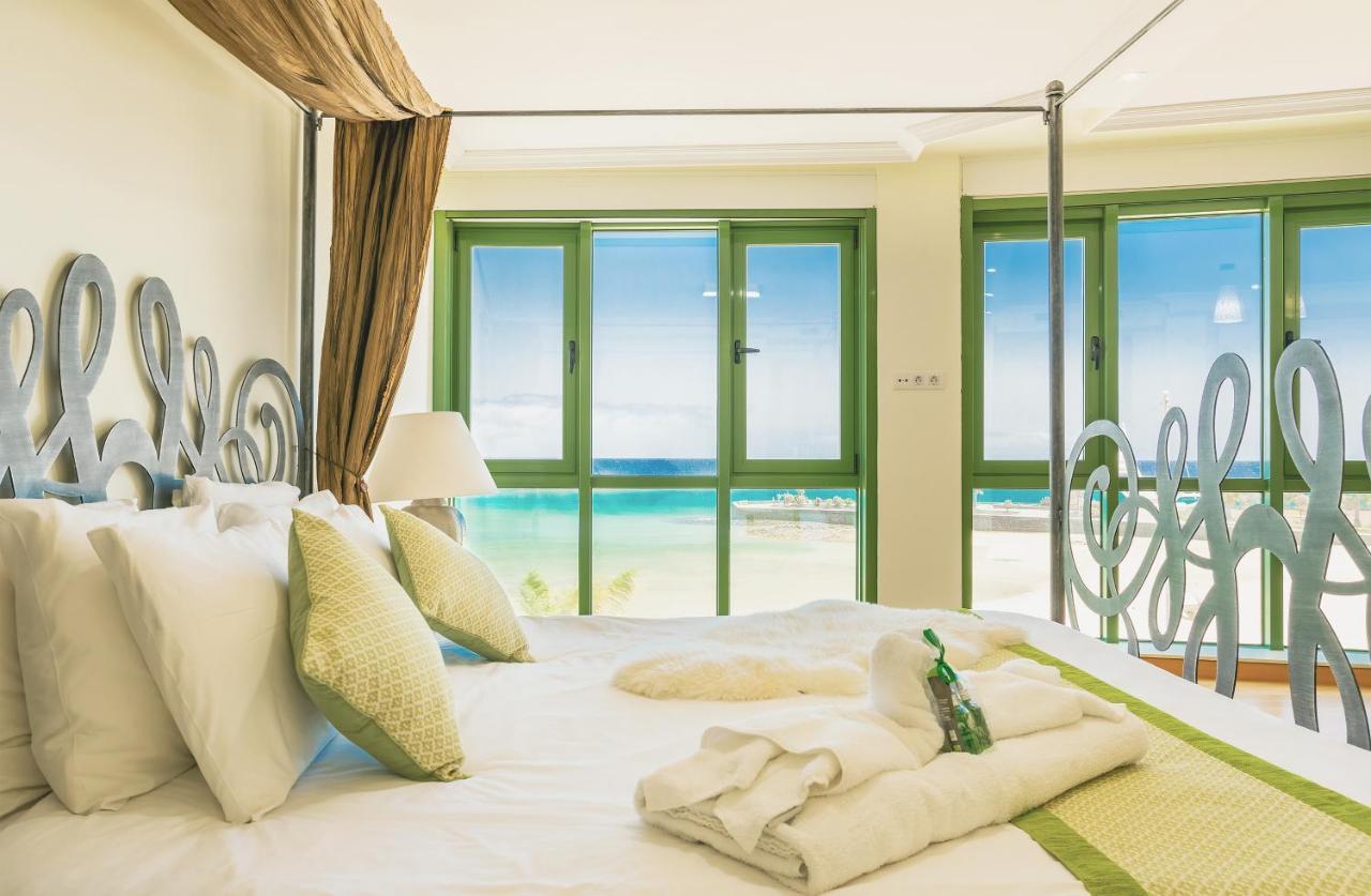 Apartamento Sands- Seafront - Sea Views - Private Underground Parking *