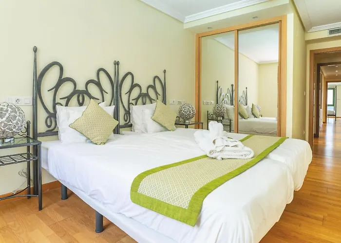 Arrecife Sands- Seafront Apartment - Sea Views - Private Underground Parking