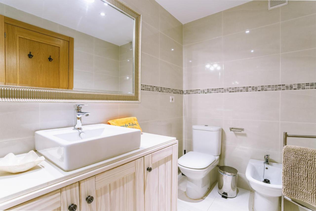 Apartment Sands- Seafront - Sea Views - Private Underground Parking Arrecife (Lanzarote)